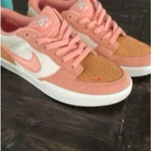 Nike Women's Pink and Brown Sneakers